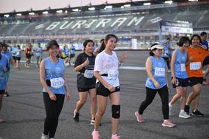 BIB: 507, 51972, 53156
                            <button type="button" onclick="openModal(10464340)" class="btn btn-primary btn-sm float-right btn-popup" data-toggle="modal" data-target=".modal-high-quality">
                        <i class="fas fa-shopping-cart"></i> Add to Cart
                    </button>
                                            <button type="button" onclick="isThisMe(10464340, true)" class="btn btn-success btn-sm float-right btn-popup btn-isme hidden" data-toggle="tooltip" data-placement="bottom" title="นี่คือรูปของคุณใช่ไหม คลิกที่นี่เพื่อเอาเข้าอัลบั้ม">
                        <i class="fas fa-plus"></i> Add to album
                    </button>
                    <button type="button" onclick="isThisMe(10464340, false)" class="btn btn-warning btn-sm float-right btn-popup btn-isnotme hidden">
                        <i class="fas fa-ban"></i> Remove from album
                    </button>